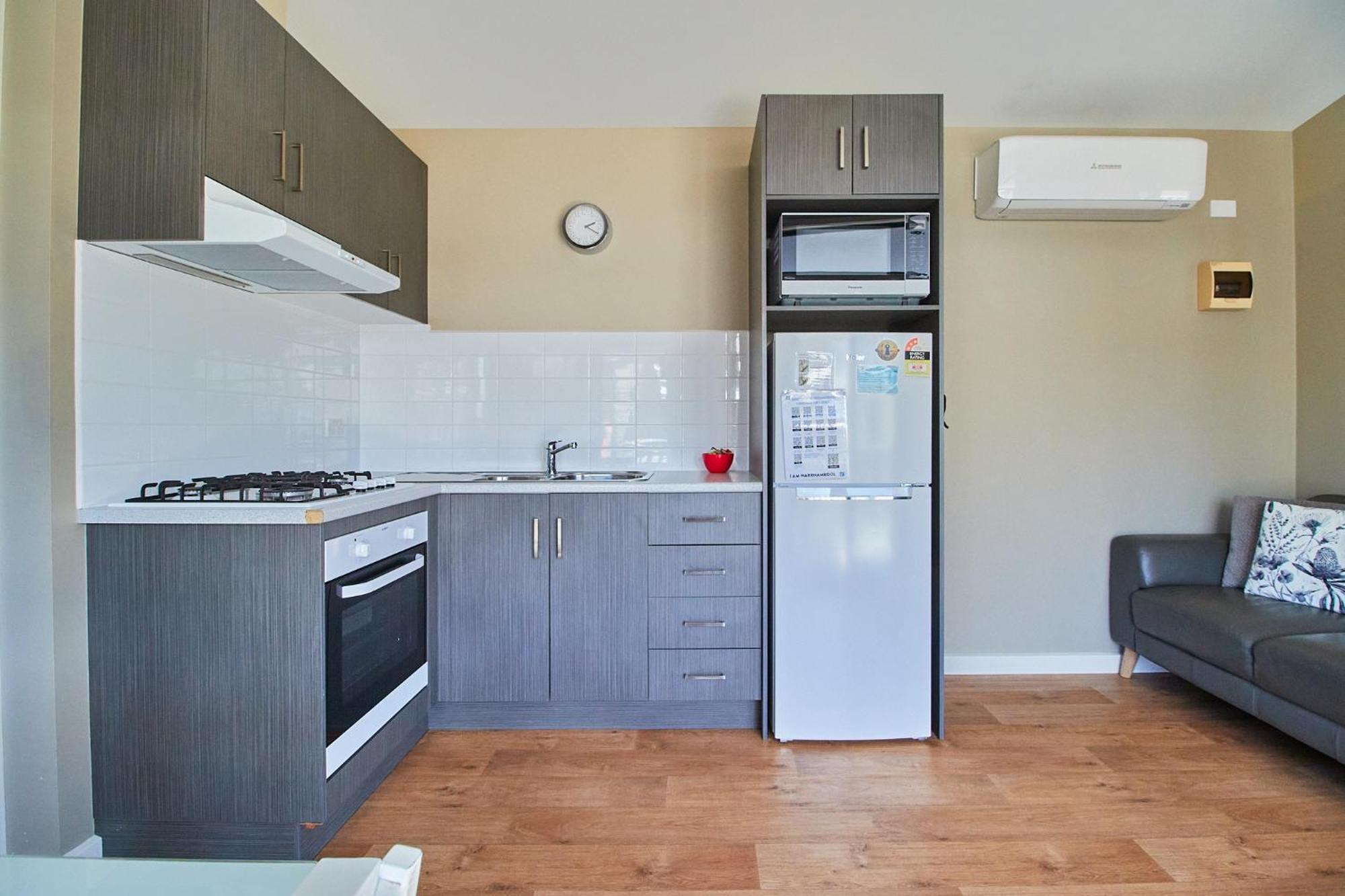 Surfside Holiday Park Warrnambool Esterno foto