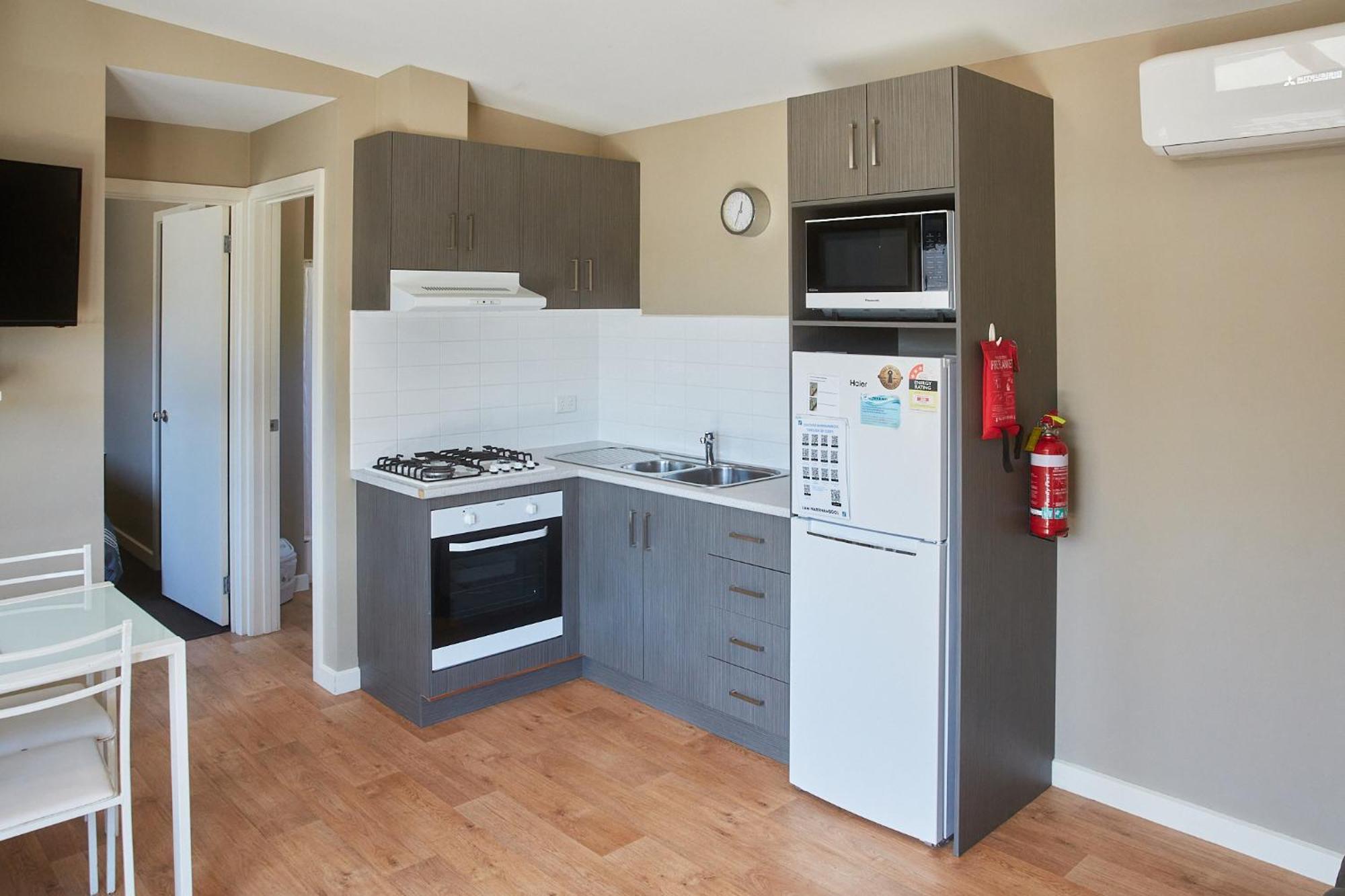 Surfside Holiday Park Warrnambool Esterno foto