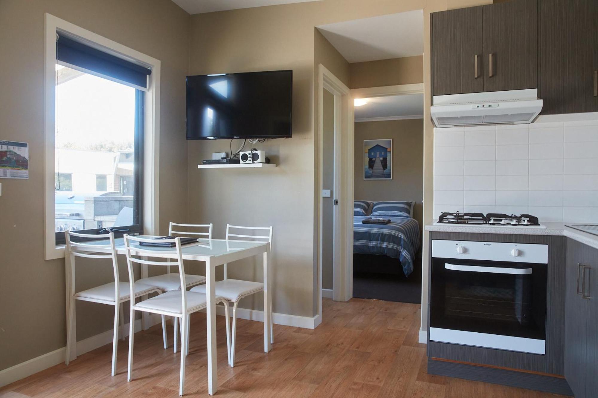 Surfside Holiday Park Warrnambool Esterno foto