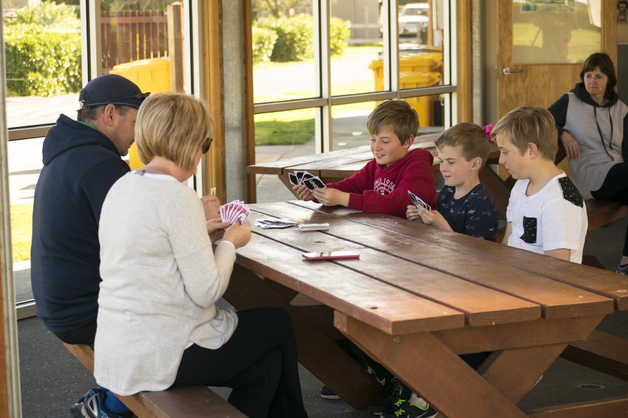 Surfside Holiday Park Warrnambool Esterno foto